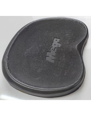 Wave ski seat . Competition wave ski seat